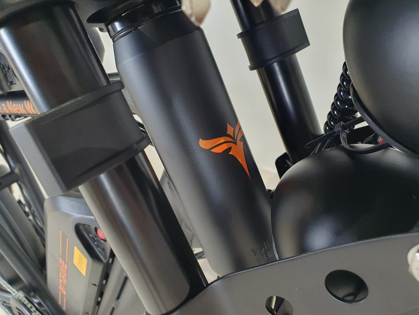 M20 Dual Battery Black