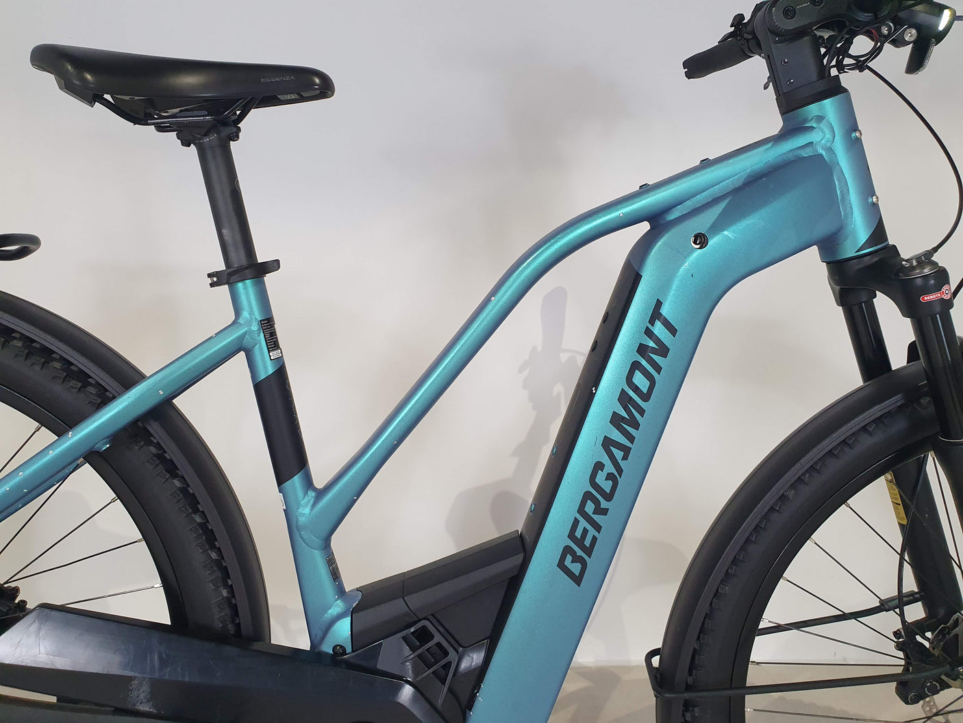 E-Horizon Premium SUV L