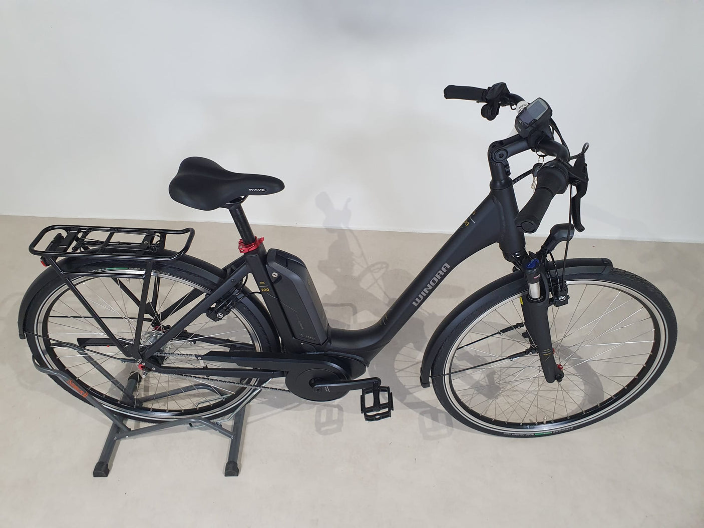 CB200