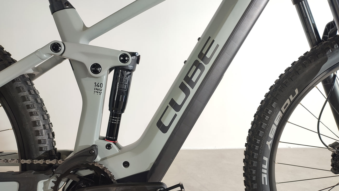 Stereo Hybrid 140